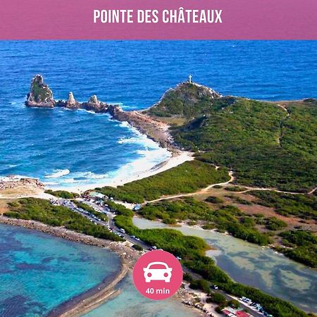 Le Sable Bleu - Evasion Tropicale A Sainte-Anne - Plage 5Min - Piscine - Parking - Logement Climatise - Vue Sur Les Palmiers - Parfait Pour Sejours En Famille Ou Entre Amis Luaran gambar